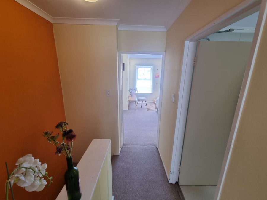 To Let 2 Bedroom Property for Rent in Claremont Upper Western Cape